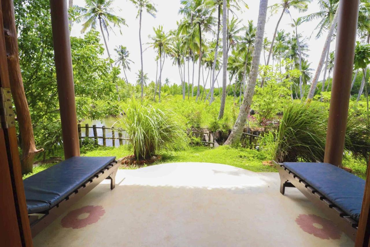 Milkyway Holiday Resort Unawatuna Exteriör bild